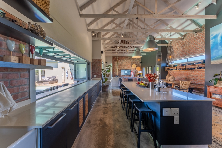 4 Bedroom Property for Sale in Cape St Francis Eastern Cape